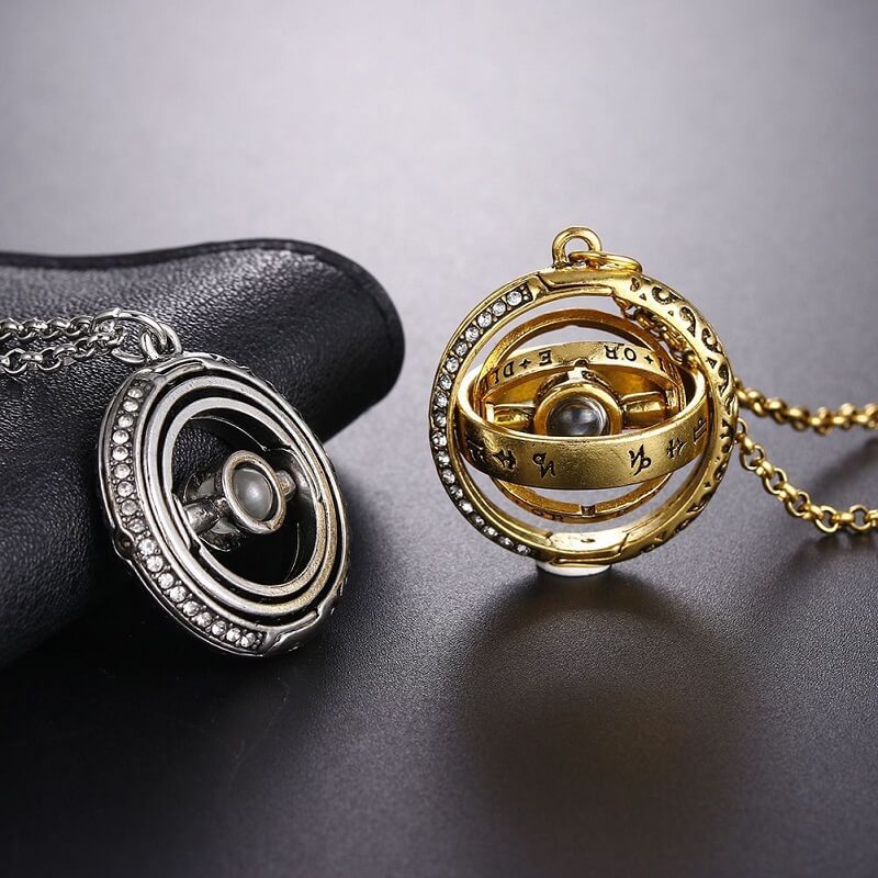 Cosmic Love Foldable Earth Couple Necklaces - 100 Languages I Love You Pendant