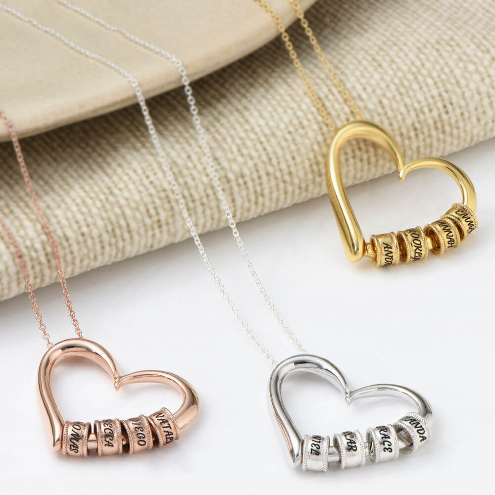 Family's Love Engraved Names Pendant Necklace