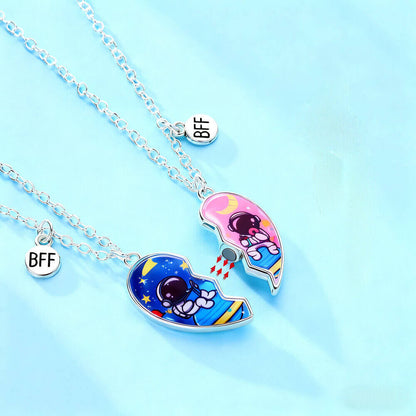Magnetic Astronaut BFF Heart Necklaces - 2PCS Best Friend Set