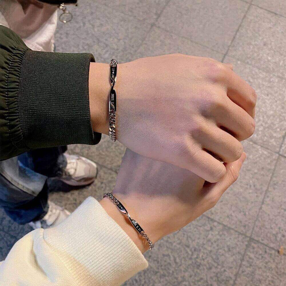 Personalized Engraved Couple Bracelets - Twisted Set with Customizable Text