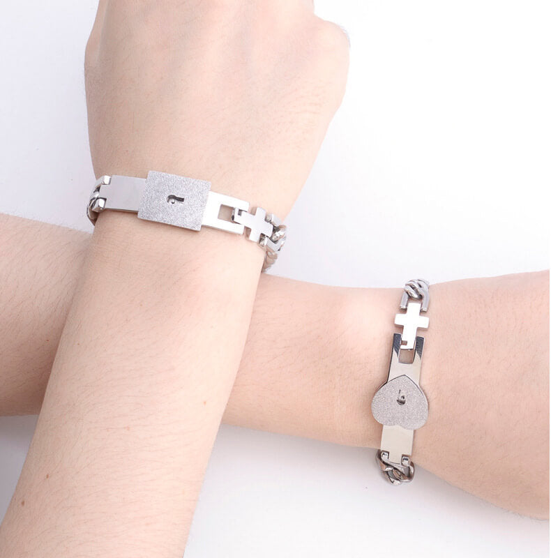 Lock & Key Bracelet for BFF & Couple – worldnetgifts