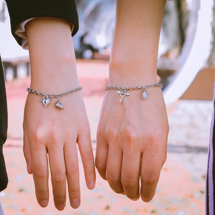 magnetic couple bracelets tiktok