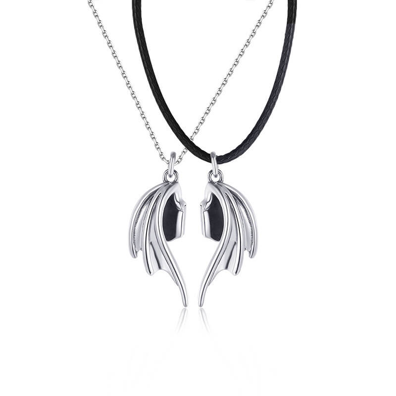 1 Pair Magnetic Angels And Demons Necklaces