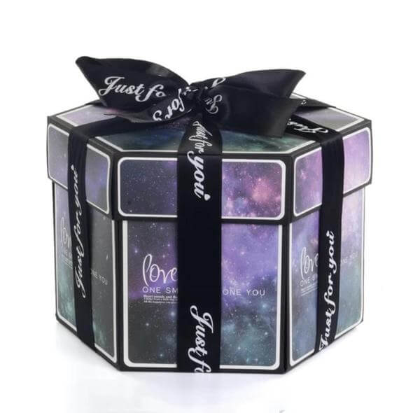 Buy wonderful chocolates explosion gift box for holi in Kolkata, Free  Shipping - KolkataOnlineFlorists