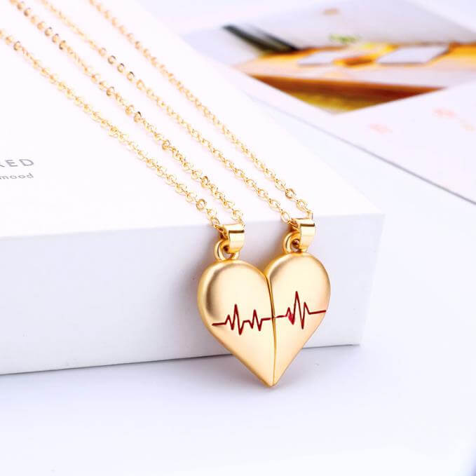 Heartbeat Necklace Magnetic